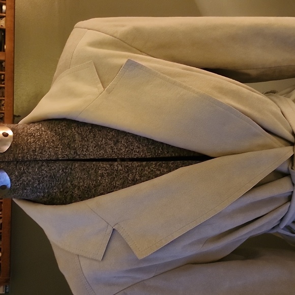 Vintage Suede jacket - Picture 4 of 16